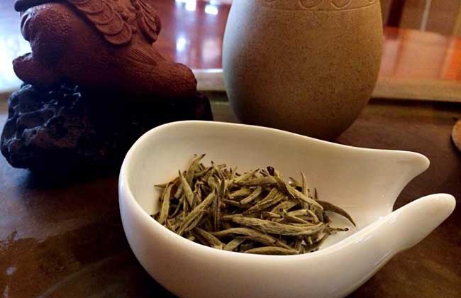 白茶怎么保存最好？