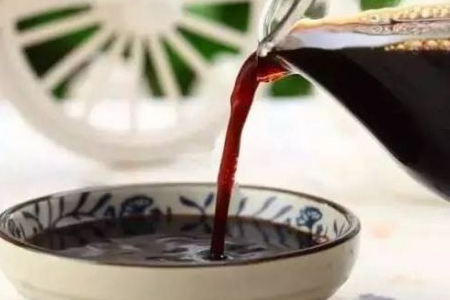 金钱树浇什么水好,能浇阿司匹林吗?