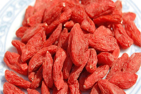 黑枸杞和红枸杞的区别