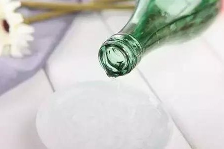 水养富贵竹加白醋行吗