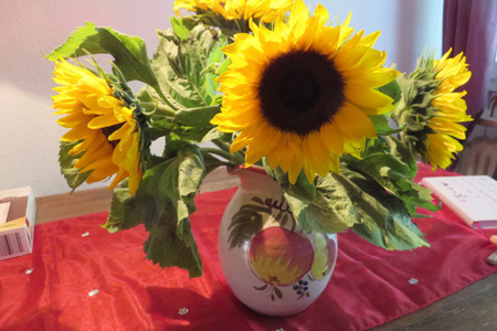 向日葵在花瓶里怎么种植，能养几天