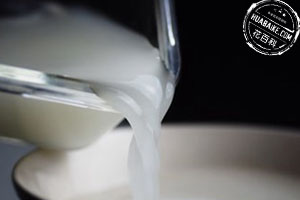 家庭养花如何自制花肥