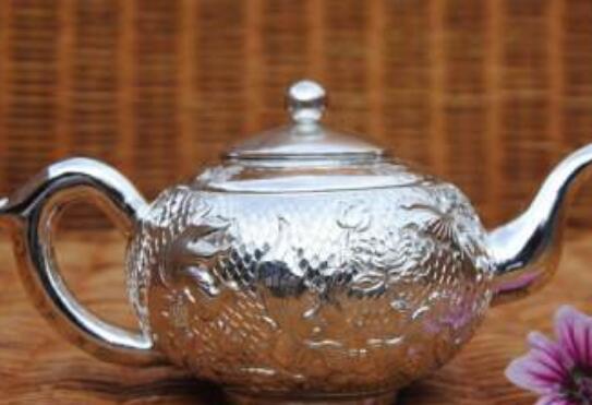 银壶怎么开壶比较好 银茶壶怎么保养
