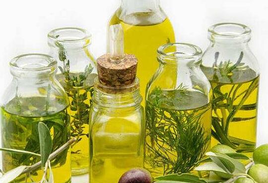 初榨橄榄油如何食用 初榨橄榄油的正确吃法