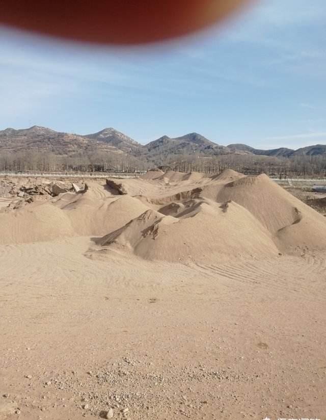 承包方破坏耕地种植条件，村委会有权制止，并要求赔偿吗？