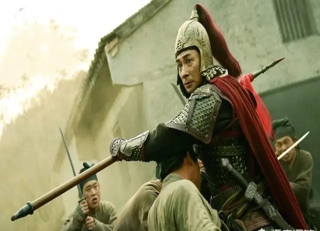 实行诱敌深入危险计划时，古代将领应该怎样和士兵沟通？
