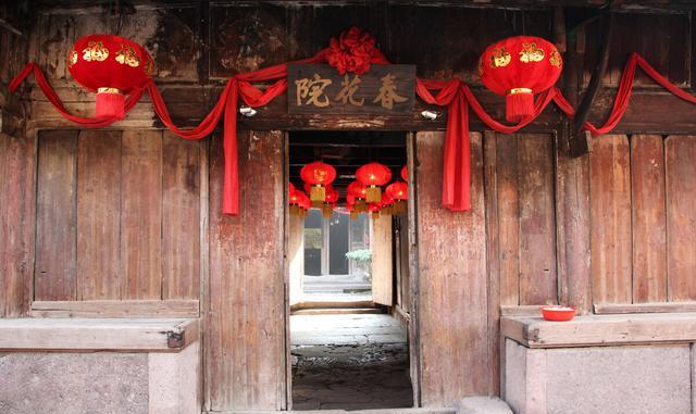 穷不走水富不涉淫，“走水”指的是什么？整句话的意思是什么？