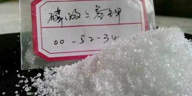 磷酸二氢钾 尿素、芸苔素、硼肥、红糖搭配使用有什么作用